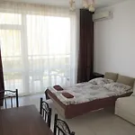 Cote D'azure 3* 네세부르