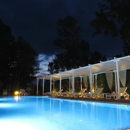 מלון דירות Cote D'azure 3*