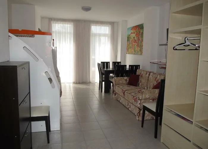 Cote D'azure Apart-hotel 3*