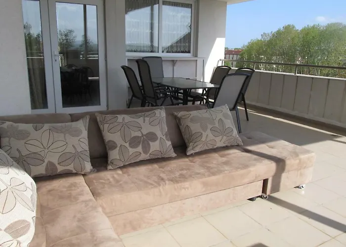 Cote D'azure 3* Νεσέμπαρ